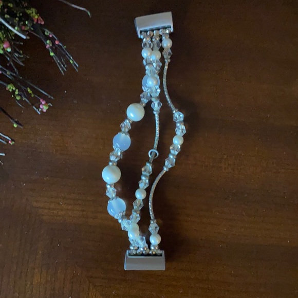 Jewelry - Fitbit Charge 4 replacement Band